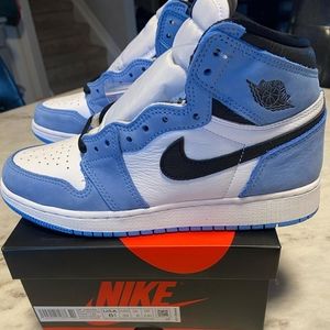 Jordan 1 University blue